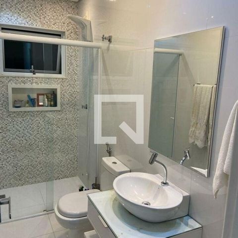 Casa à venda com 200m², 3 quartos e 4 vagas