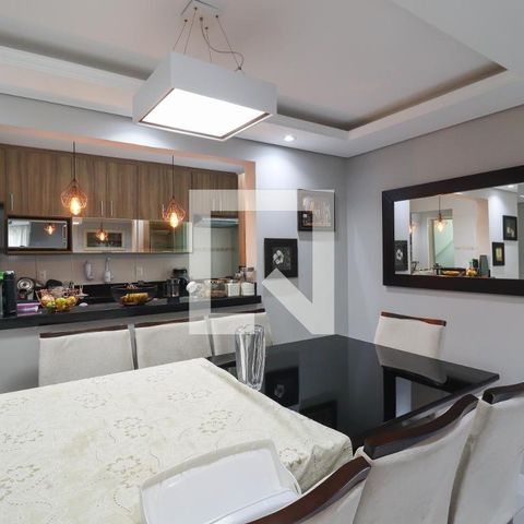 Apartamento à venda com 84m², 2 quartos e 1 vaga Apartamento à venda com 84m², 2 quartos e 1 vagaSala