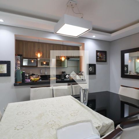 Apartamento à venda com 84m², 2 quartos e 1 vaga Apartamento à venda com 84m², 2 quartos e 1 vagaSala