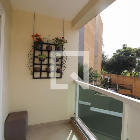 Apartamento à venda com 84m², 2 quartos e 1 vaga Apartamento à venda com 84m², 2 quartos e 1 vagaSacada