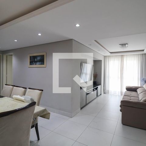 Apartamento à venda com 84m², 2 quartos e 1 vaga Apartamento à venda com 84m², 2 quartos e 1 vagaSala