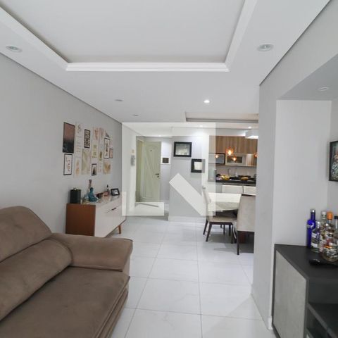 Apartamento à venda com 84m², 2 quartos e 1 vaga Apartamento à venda com 84m², 2 quartos e 1 vagaSala