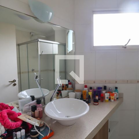 Apartamento à venda com 84m², 2 quartos e 1 vaga Apartamento à venda com 84m², 2 quartos e 1 vagaSuíte
