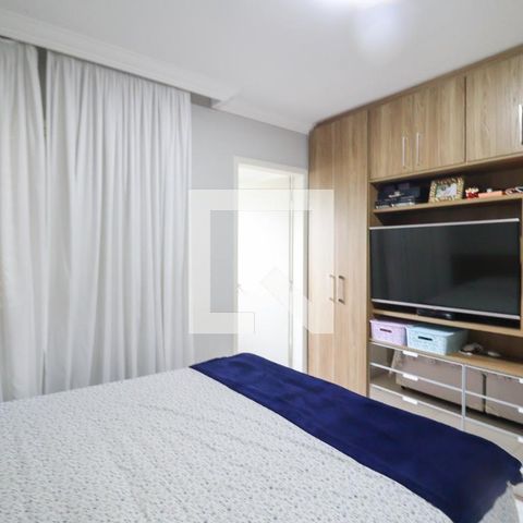 Apartamento à venda com 84m², 2 quartos e 1 vaga Apartamento à venda com 84m², 2 quartos e 1 vagaSuíte