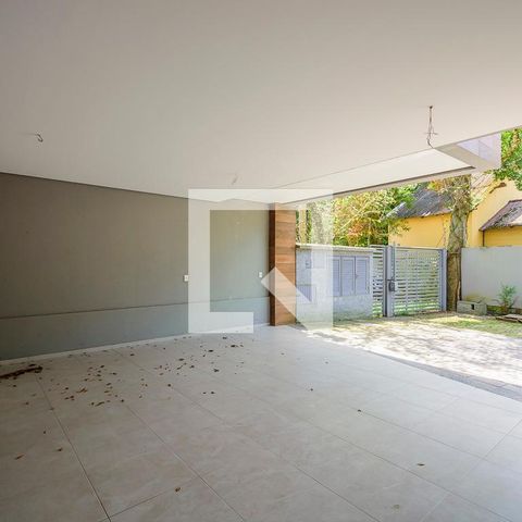 Casa de condomínio à venda com 325m², 4 quartos e 3 vagasGaragem