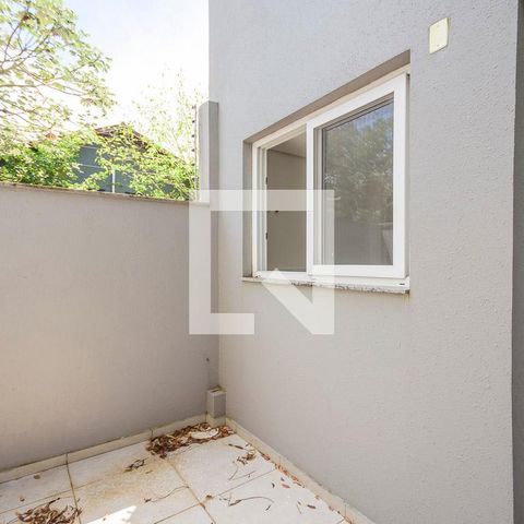 Casa de condomínio à venda com 325m², 4 quartos e 3 vagasQuintal