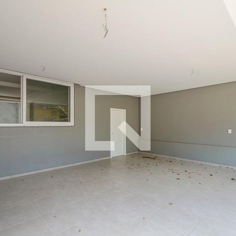 Casa de condomínio à venda com 325m², 4 quartos e 3 vagasGaragem