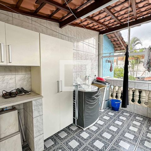 Casa para alugar com 430m², 5 quartos e 3 vagas Casa para alugar com 430m², 5 quartos e 3 vagasÁrea de Serviço