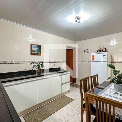Casa para alugar com 430m², 5 quartos e 3 vagas Casa para alugar com 430m², 5 quartos e 3 vagasCozinha