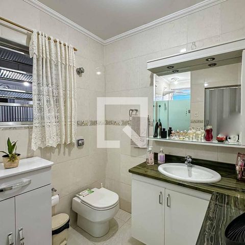 Casa para alugar com 430m², 5 quartos e 3 vagas Casa para alugar com 430m², 5 quartos e 3 vagasBanheiro