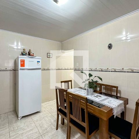 Casa para alugar com 430m², 5 quartos e 3 vagas Casa para alugar com 430m², 5 quartos e 3 vagasCozinha