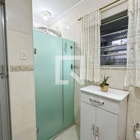 Casa para alugar com 430m², 5 quartos e 3 vagas Casa para alugar com 430m², 5 quartos e 3 vagasBanheiro
