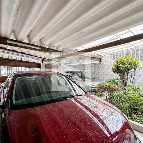 Casa para alugar com 430m², 5 quartos e 3 vagas Casa para alugar com 430m², 5 quartos e 3 vagasGaragem