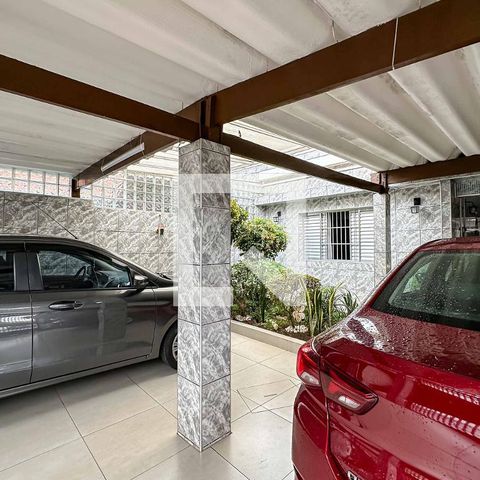 Casa para alugar com 430m², 5 quartos e 3 vagas Casa para alugar com 430m², 5 quartos e 3 vagasGaragem