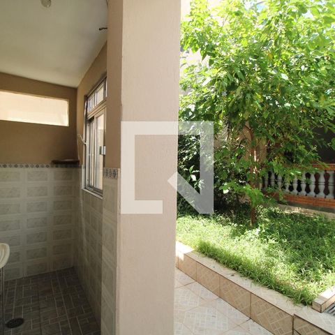 Casa à venda com 212m², 4 quartos e 4 vagasÁrea de Serviço