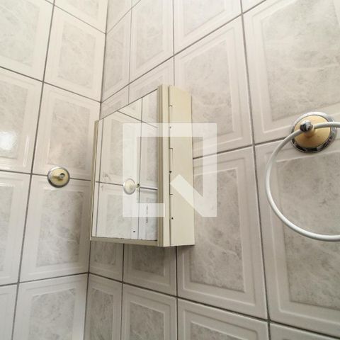 Casa à venda com 212m², 4 quartos e 4 vagasBanheiro da Suíte