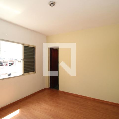 Casa à venda com 212m², 4 quartos e 4 vagasQuarto 1 - suíte