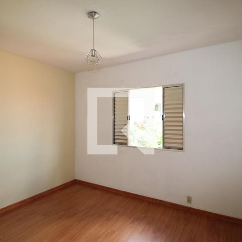 Casa à venda com 212m², 4 quartos e 4 vagasQuarto 3 