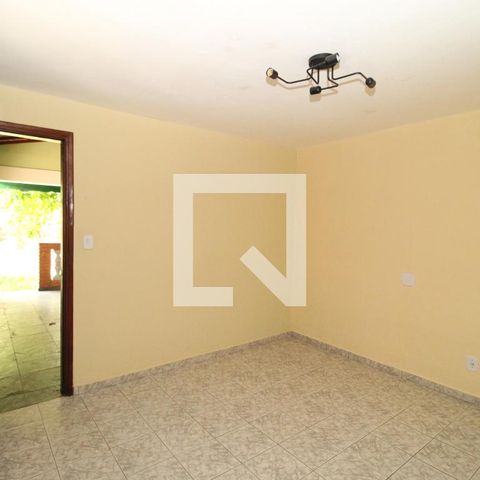 Casa à venda com 212m², 4 quartos e 4 vagasQuarto 4 - Suíte