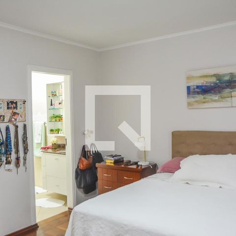 Casa à venda com 280m², 4 quartos e 3 vagasQuarto Suíte