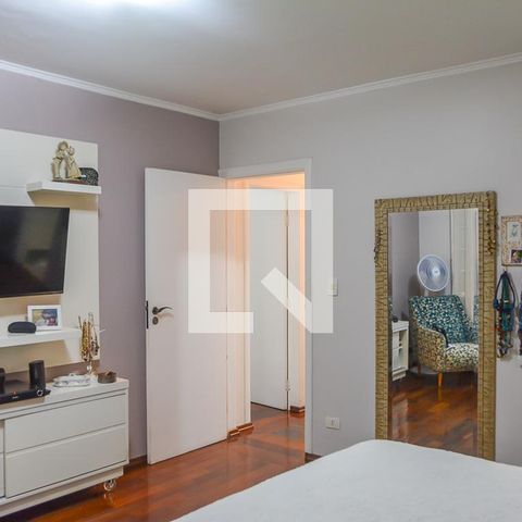 Casa à venda com 280m², 4 quartos e 3 vagasQuarto Suíte