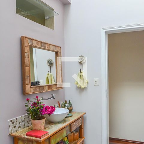 Casa à venda com 280m², 4 quartos e 3 vagasLavabo