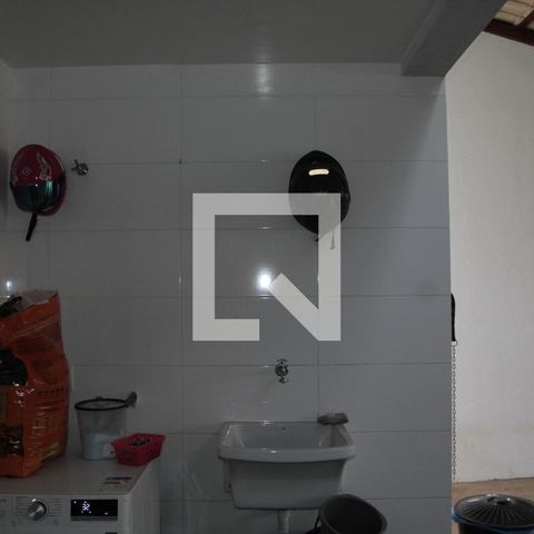 Casa à venda com 170m², 3 quartos e 6 vagasÁrea de Serviço