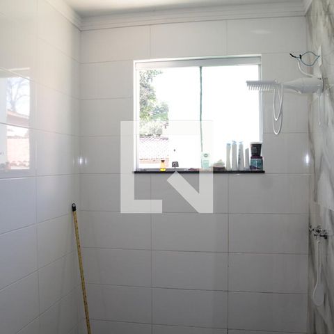 Casa à venda com 170m², 3 quartos e 6 vagasbanheiro da suite