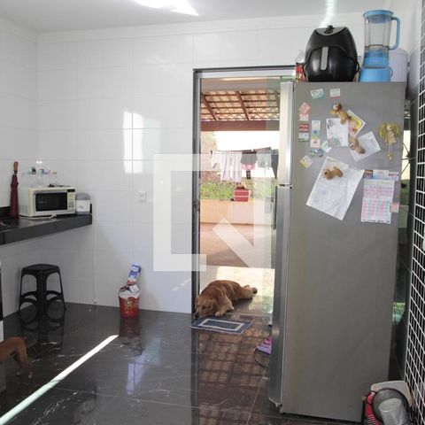 Casa à venda com 170m², 3 quartos e 6 vagascozinha