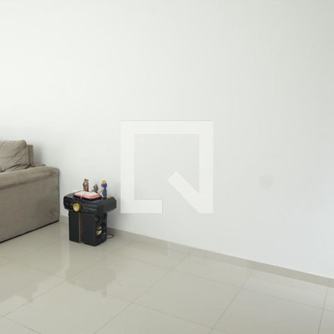 Casa à venda com 170m², 3 quartos e 6 vagassala