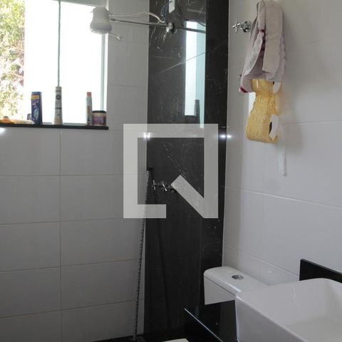 Casa à venda com 170m², 3 quartos e 6 vagasbanheiro