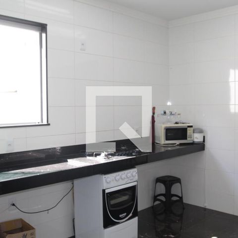 Casa à venda com 170m², 3 quartos e 6 vagascozinha