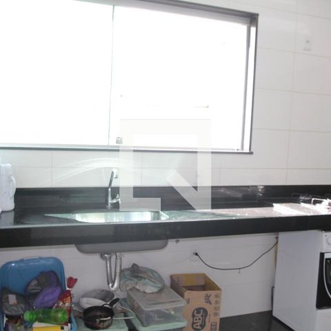 Casa à venda com 170m², 3 quartos e 6 vagascozinha