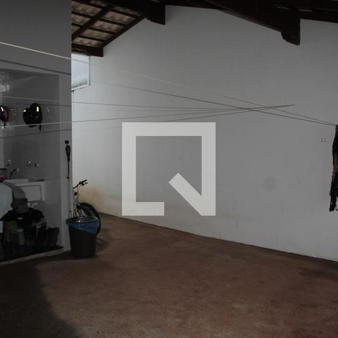 Casa à venda com 170m², 3 quartos e 6 vagasÁrea de Serviço