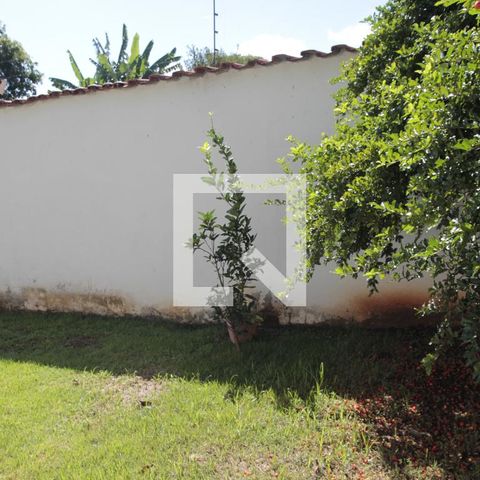 Casa à venda com 170m², 3 quartos e 6 vagasquintal