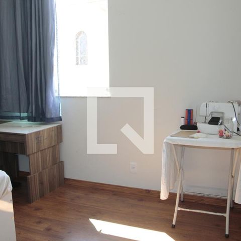 Casa à venda com 170m², 3 quartos e 6 vagasquarto 02