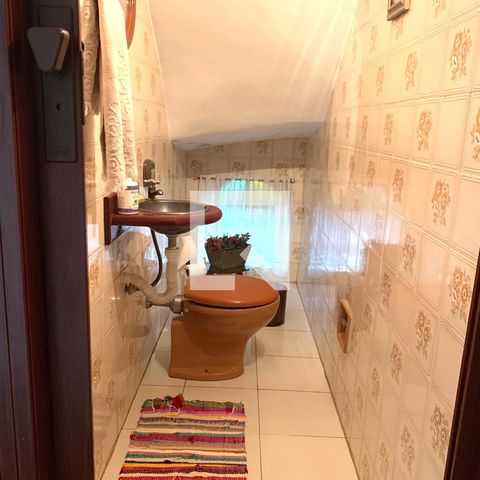 Casa à venda com 140m², 3 quartos e 2 vagas Casa à venda com 140m², 3 quartos e 2 vagasLavabo