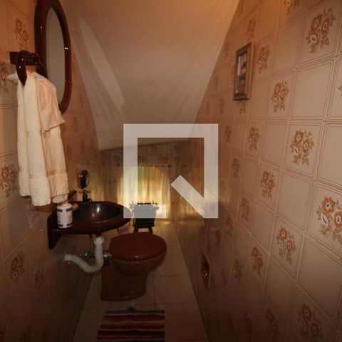 Casa à venda com 140m², 3 quartos e 2 vagasLavabo