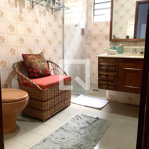 Casa à venda com 140m², 3 quartos e 2 vagas Casa à venda com 140m², 3 quartos e 2 vagasBanheiro da Suíte 1
