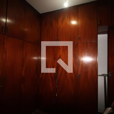 Casa à venda com 140m², 3 quartos e 2 vagasCloset