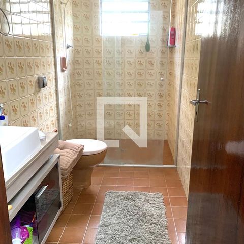 Casa à venda com 140m², 3 quartos e 2 vagas Casa à venda com 140m², 3 quartos e 2 vagasBanheiro da Suíte 1