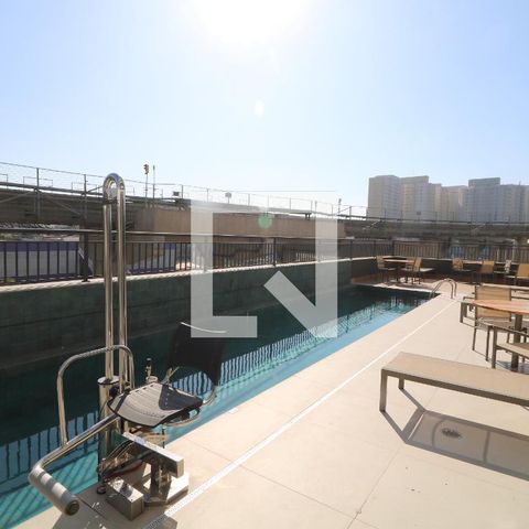 Studio à venda com 26m², 1 quarto e sem vagaÁrea comum - Piscina