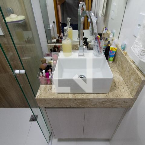 Apartamento à venda com 55m², 2 quartos e 1 vagaDetalhe do Banheiro
