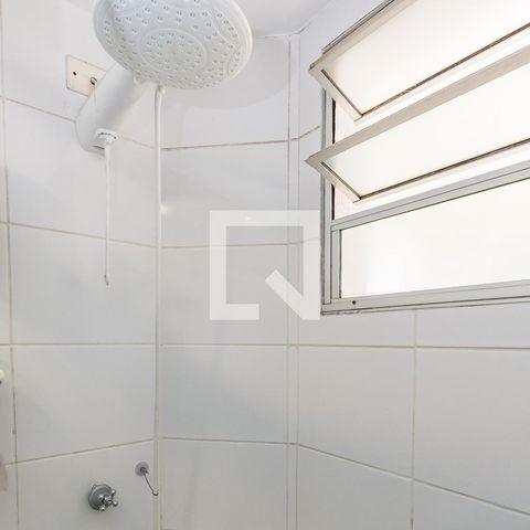 Apartamento à venda com 238m², 5 quartos e 3 vagasBanheiro da Suíte 1