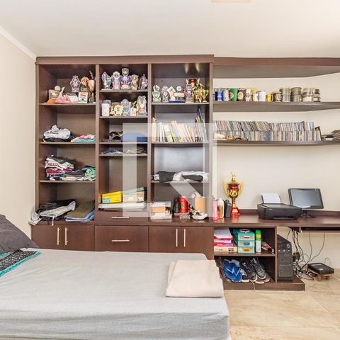 Apartamento à venda com 238m², 5 quartos e 3 vagasSuíte 2