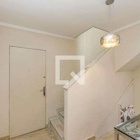 Apartamento à venda com 238m², 5 quartos e 3 vagasescada