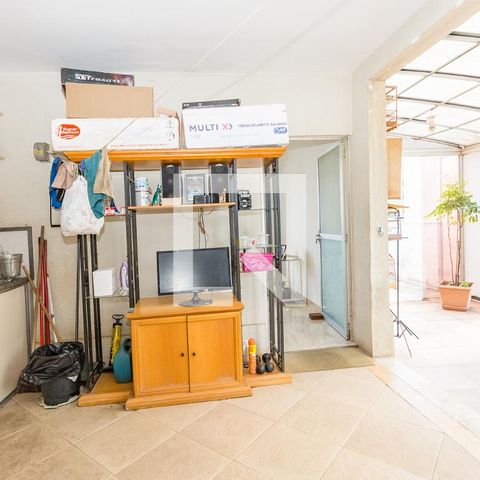 Apartamento à venda com 238m², 5 quartos e 3 vagasVaranda