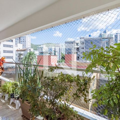 Apartamento à venda com 238m², 5 quartos e 3 vagasVaranda da Sala
