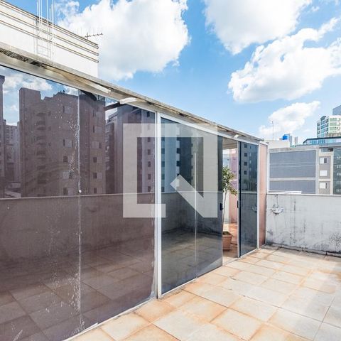 Apartamento à venda com 238m², 5 quartos e 3 vagasVaranda