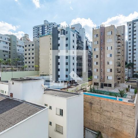 Apartamento à venda com 238m², 5 quartos e 3 vagasVaranda